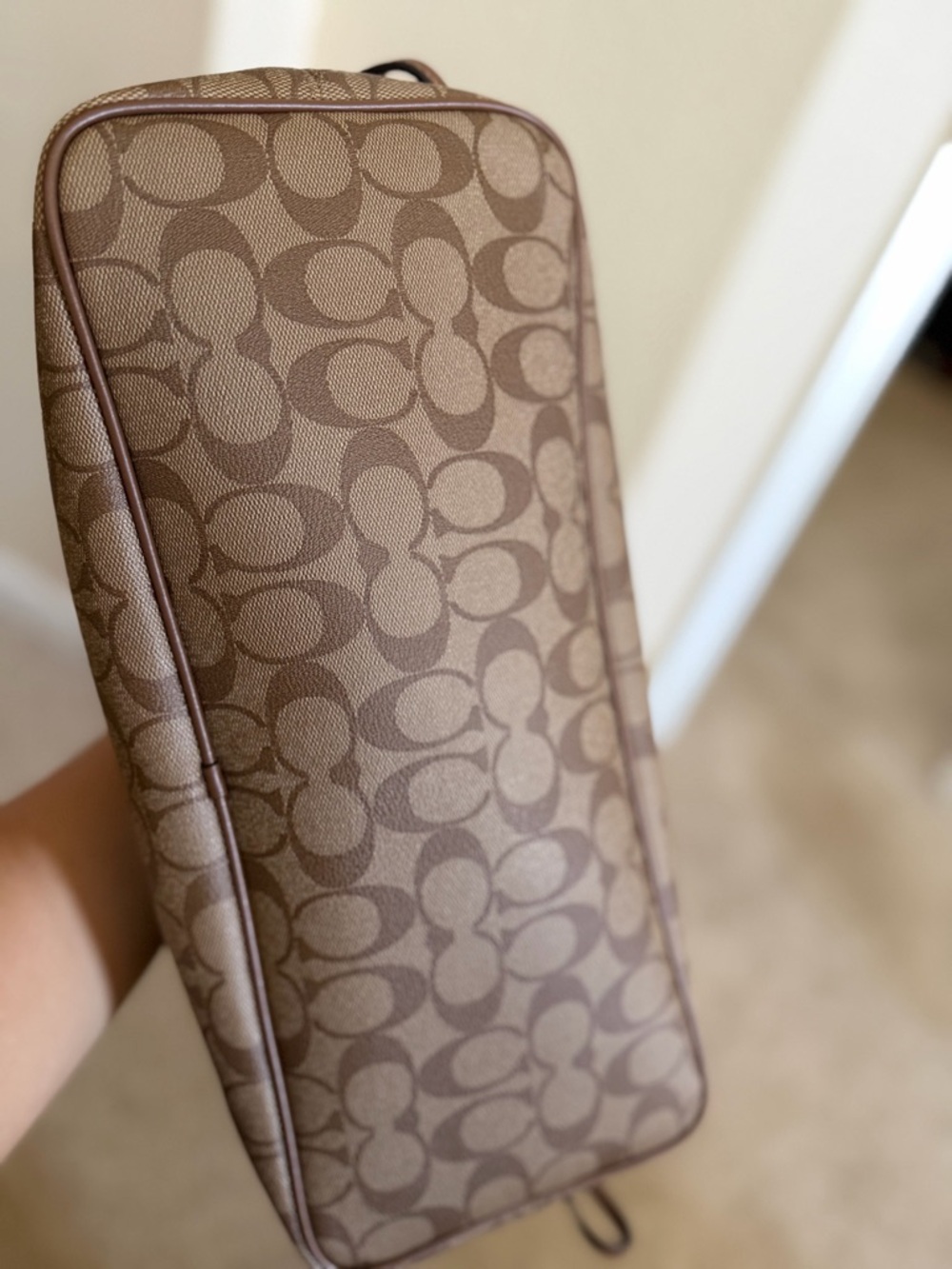 COACH signature shoulder bag - Picture 3 of 4